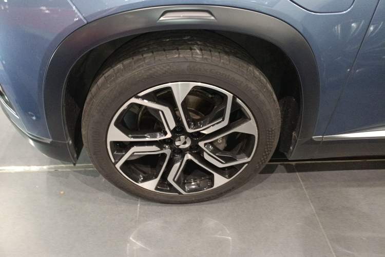 Used Nio ES8 2020 415 KM Signature Edition 7-Seater Version
