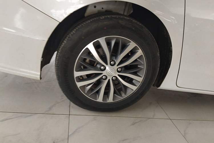 Used Buick GL8 2020 ES Land Cruiser 653T Comfort Edition