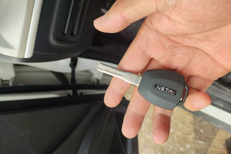 Used NETA V 2021 Standard Range Upgrade Model
