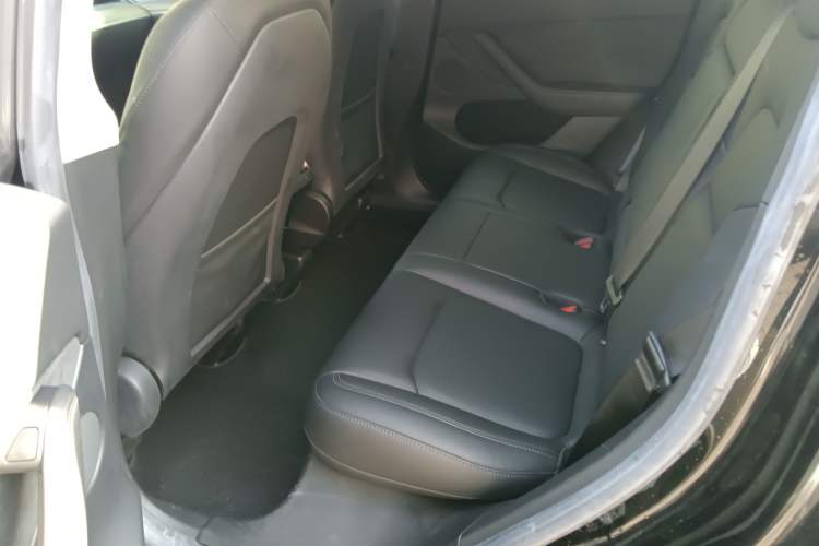 Used Tesla Model Y 2022 Performance High-Performance All-Wheel-Drive Version
