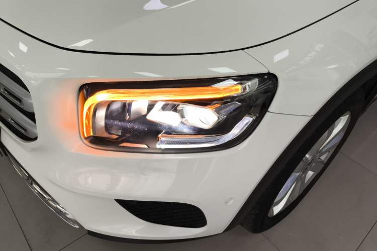 Used Mercedes-Benz GLB 2020 Facelift GLB 200 Fashion Edition
