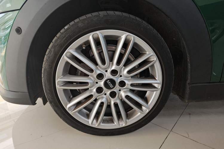 Used  MINI 2022 Updated 1.5T COOPER Classic Edition Five-Door Version
