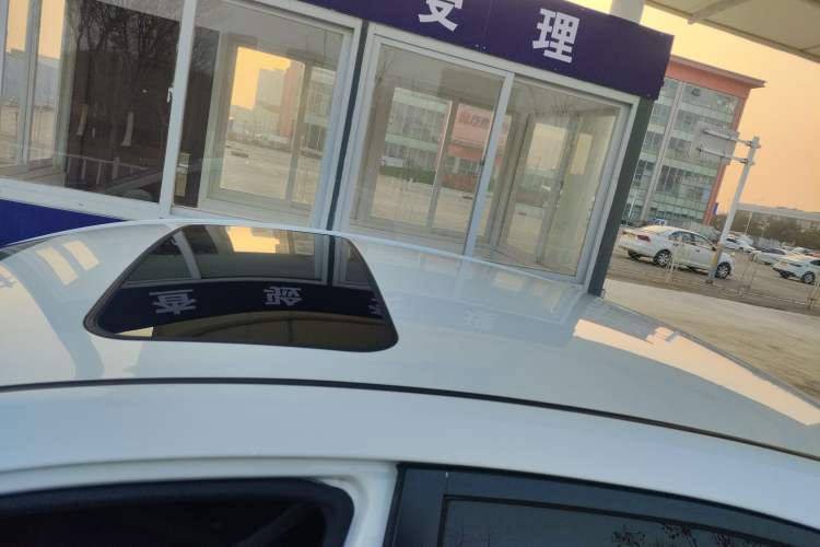 Used Geely Auto Emgrand 2017 Sedan Million Edition 1.5L Manual - Upward Version
