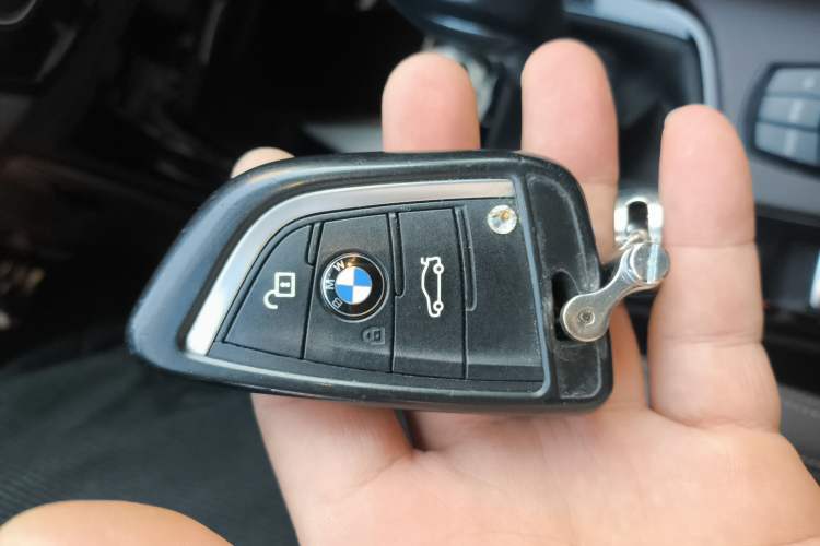 Used BMW X1 2016 sDrive18Li Luxury Model
