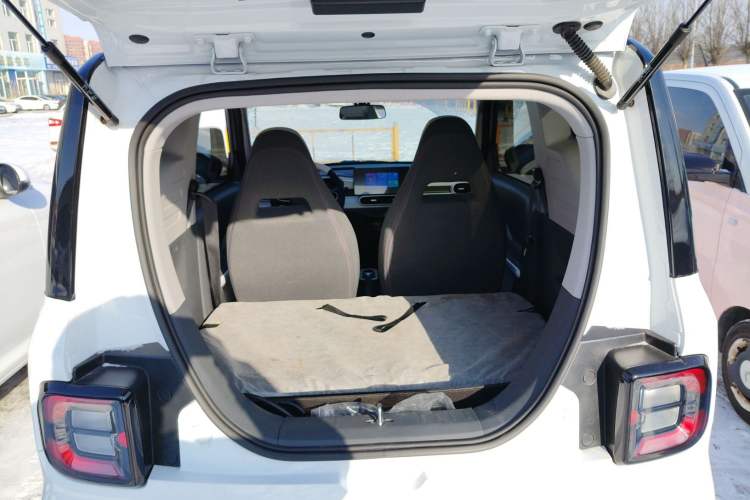 Used  Panda 2025 210 km – Yuanqi Bear