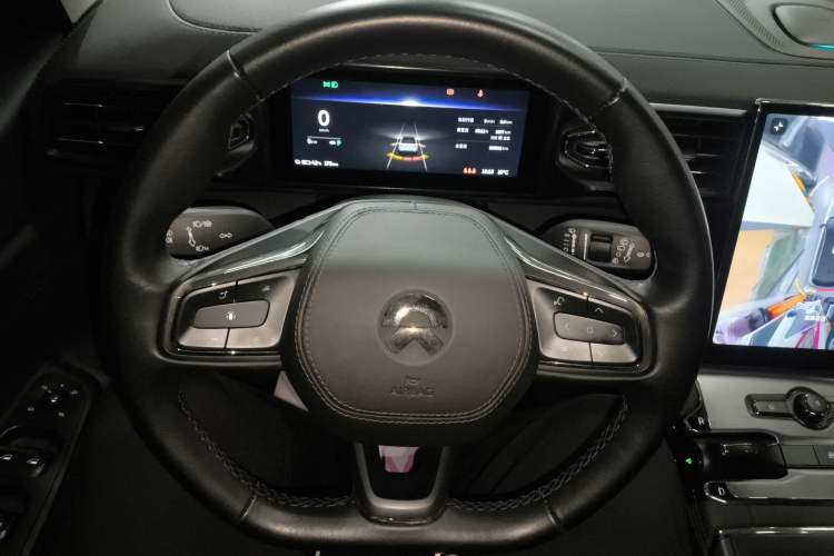 Used Nio ES6 2019 430 km Performance Version
