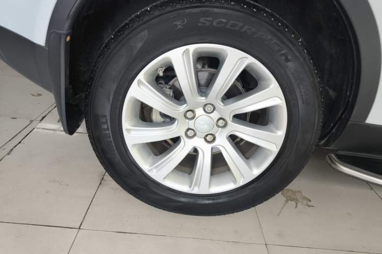 Used Land Rover Discovery Sport 2016 2.0T SE
