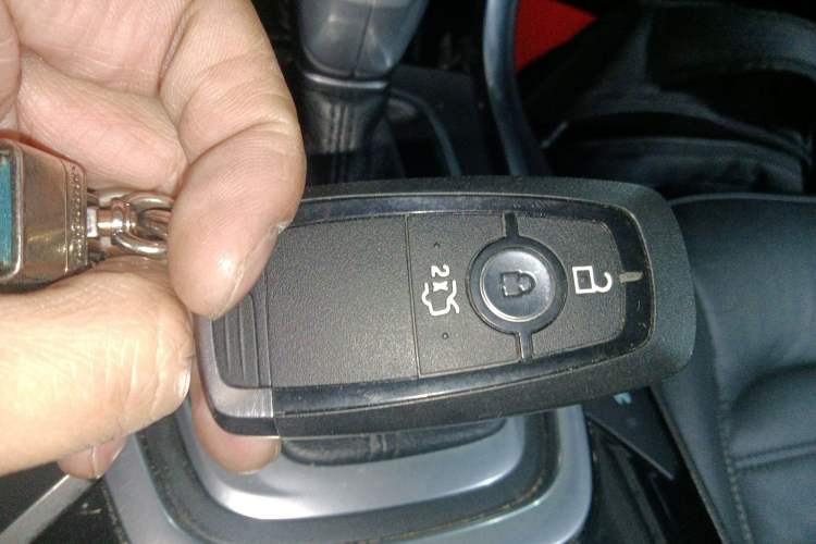 Used Ford Edge 2018 EcoBoost 245 Two-Wheel-Drive Titanium 7-Seater China V Standard
