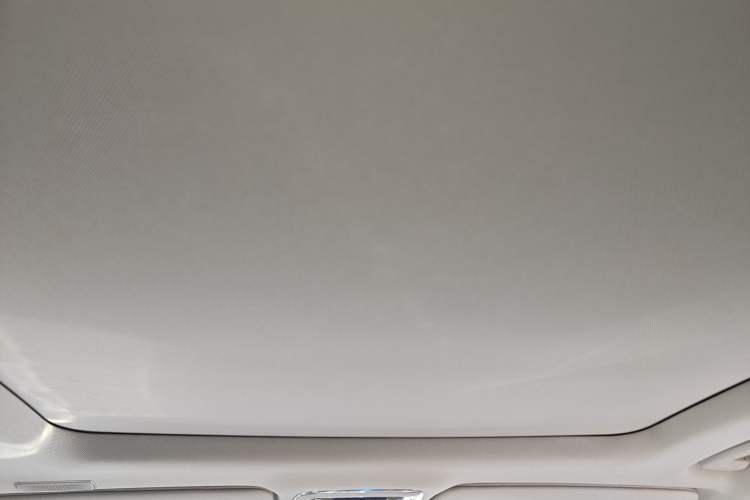 Used Lynk & Co 01 2017 2.0T Two-Wheel Drive Zhaopu Version
