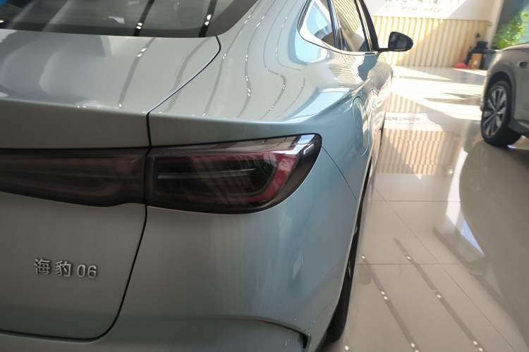 Used BYD Seal 06 New Energy 2024 DM-i 120KM Flagship Model
