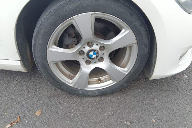 Used BMW 3 Series 2011 320i Convertible Coupe
