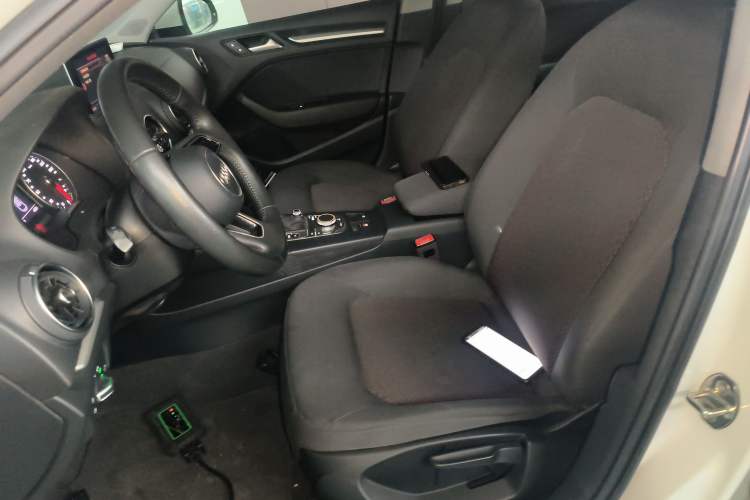 Used Audi A3 2017 Limousine 35 TFSI Ambition Edition