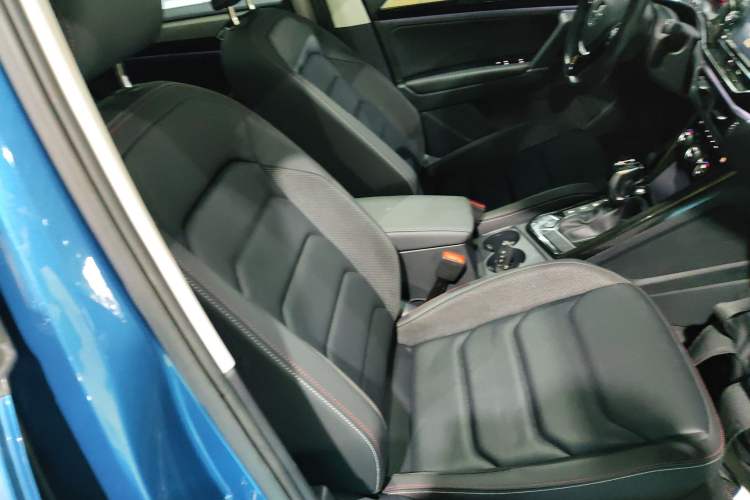 Used Volkswagen Tayron 2019 330TSI Two-Wheel Drive Luxury Model China VI Standard
