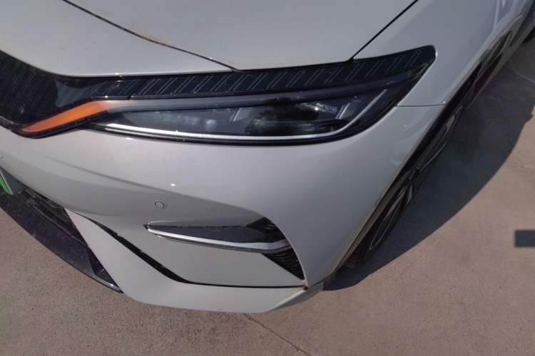 Used BYD Song L EV 2025 Intelligent Driving Version 662 km LiDAR Excellence Edition