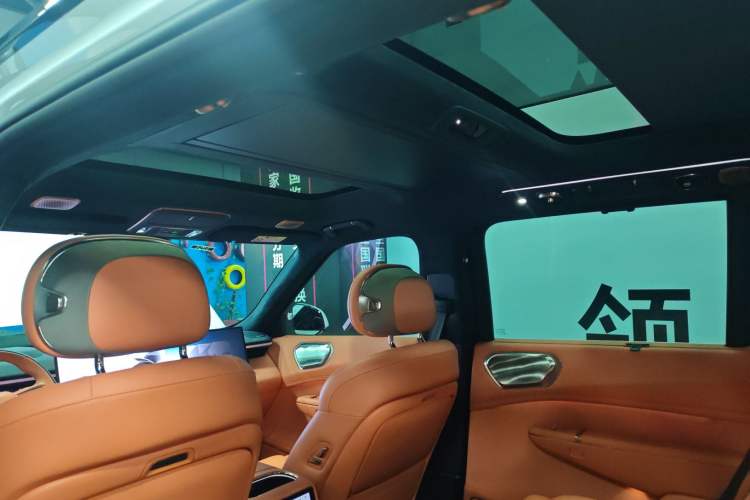 Used Lynk & Co 900 2025 1.5T Ultra
