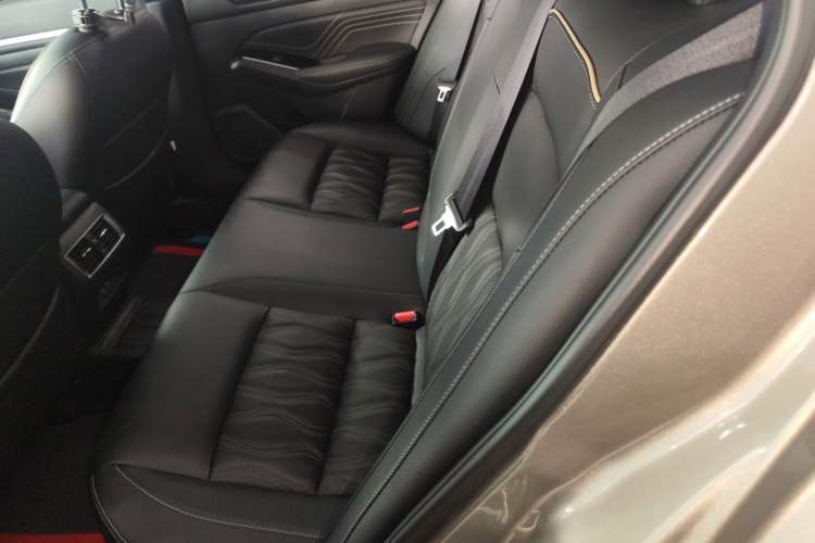 Used Nissan Teana 2022 2.0L XL-Upr Enjoyment Edition
