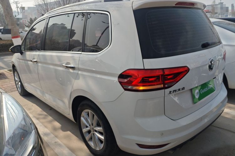 Used Volkswagen Touran 2016 Volkswagen Touran L 280TSI DSG Comfort Edition
