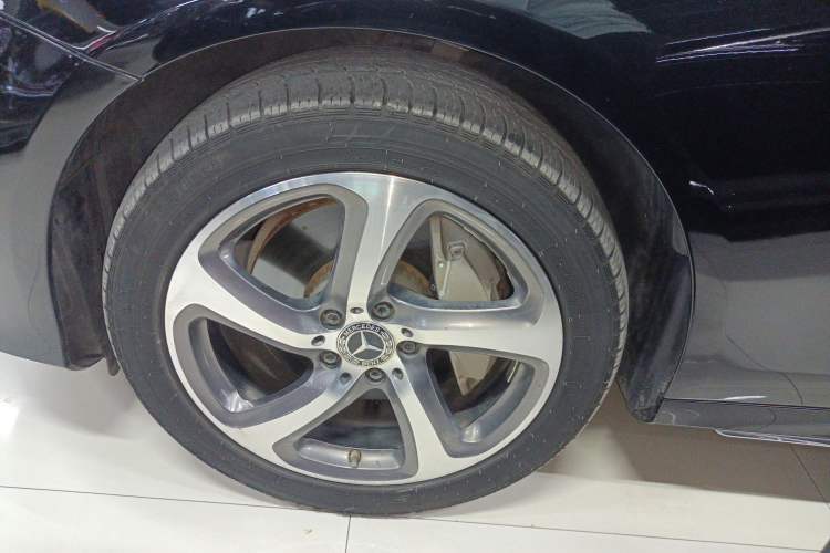 Used Mercedes-Benz E-Class 2019 Restyled E 300 L Sporty and Stylish Edition