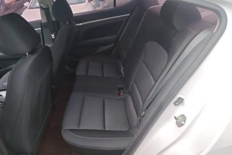 Used Hyundai Elantra 2016 1.6L Automatic ZhiXuan – Elite Version