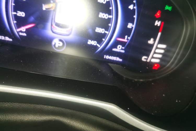 Used Geely Auto Emgrand X7 Sport 2020 1.8TD DCT Two-Wheel Drive Smart Connect 4G-Enabled Version
