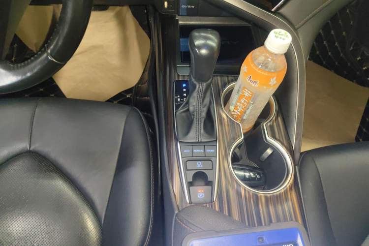 Used Toyota Camry 2019 2.5G Luxury Edition China VI Standard