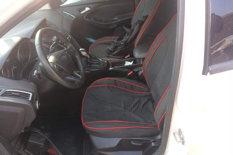 Used Ford Focus 2018 Sedan Classic EcoBoost 125 Automatic Supercharged Style SmartDrive Edition