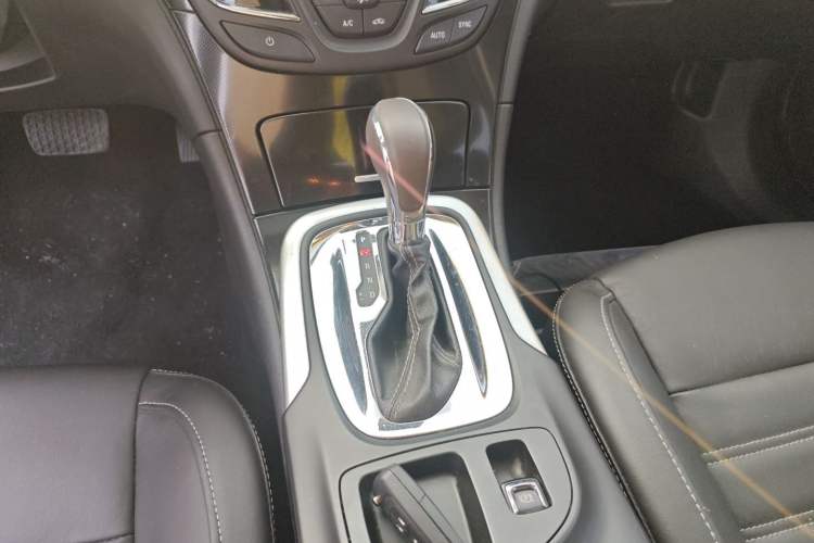 Used Buick Regal 2015 1.6T Elite Tech Model
