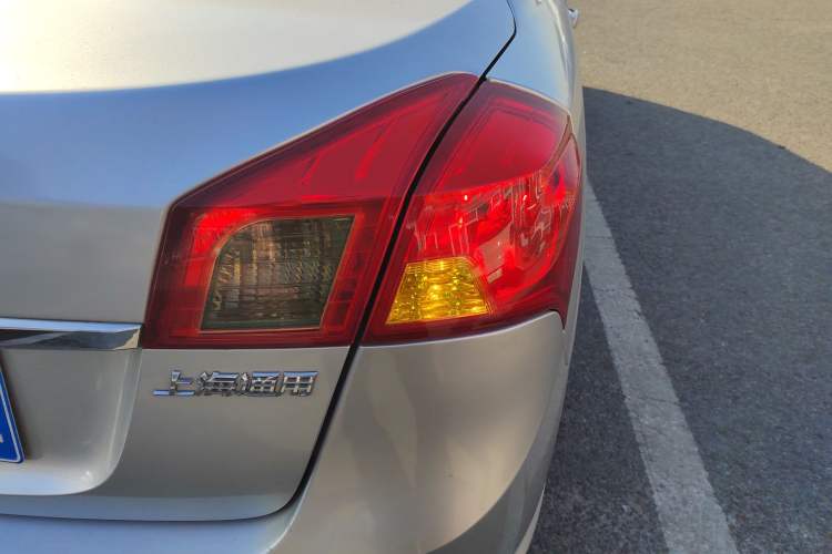 Used Buick Excelle 2015 1.5L Automatic Classic Model
