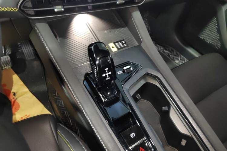 Used Lynk & Co 03 2023 1.5TD DCT JingPro