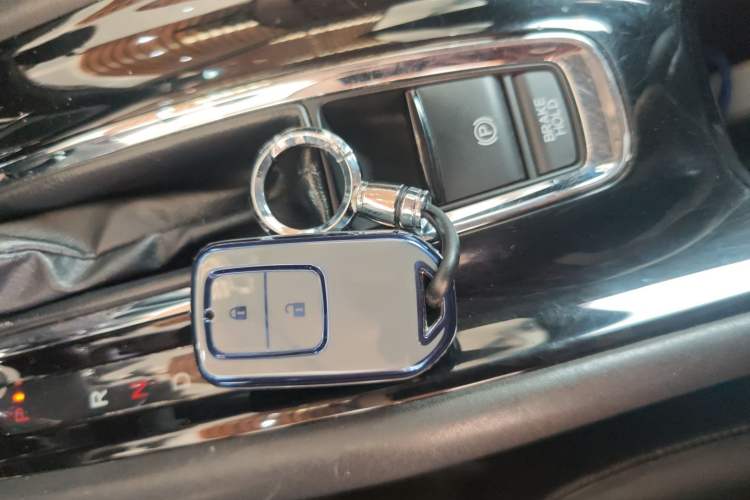 Used Honda Vezel 2015 1.8L CVT 2WD Luxury Model
