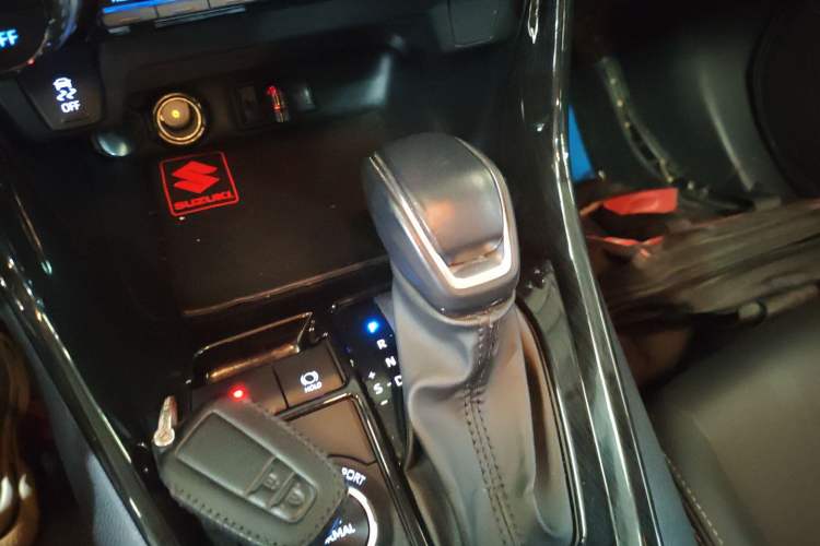 Used Toyota Wildlander 2022 Dual-Motor 2.5L E-CVT 4x4 Luxury PLUS Edition
