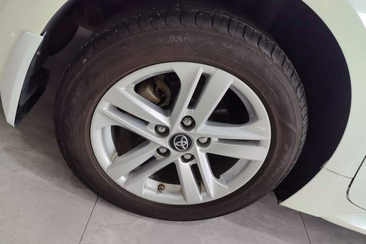 Used Toyota Levin 2019 185T CVT Luxury Edition China VI Standard