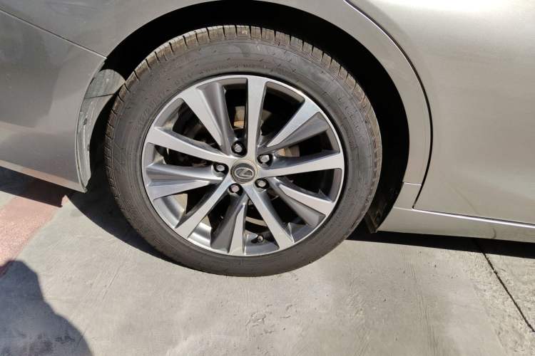 Used Lexus ES 2018 200 Luxury Edition China V Standard
