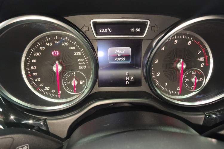 Used Mercedes-Benz GLE-Class 2017 GLE 400 4MATIC
