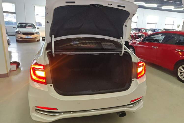 Used Honda Crider 2016 1.8L CVT Comfort Version