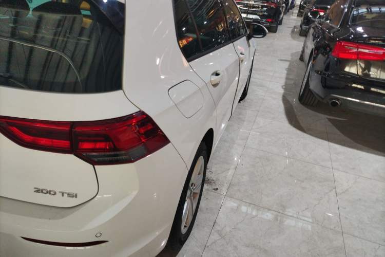 Used Volkswagen Golf 2023 200TSI DSG