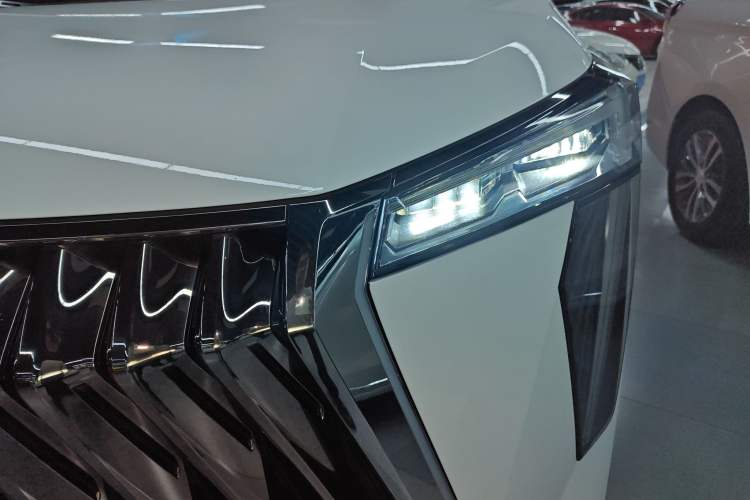 Used GAC Trumpchi M8 2023 Zongshi Series 400T Flagship Edition
