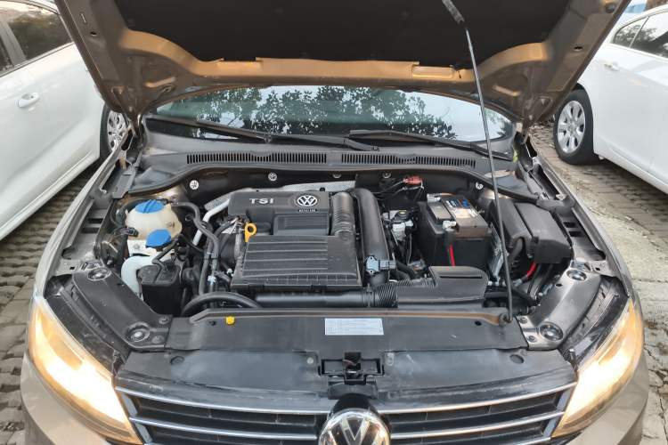 Used Volkswagen Sagitar 2016 230TSI 25th Anniversary Edition
