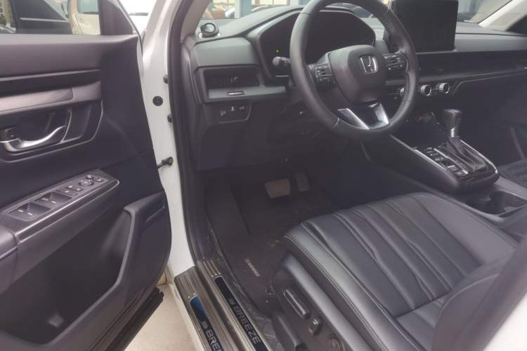 Used Honda Breeze 2023 240TURBO Two-Wheel-Drive Luxury PRO 7-Seater
