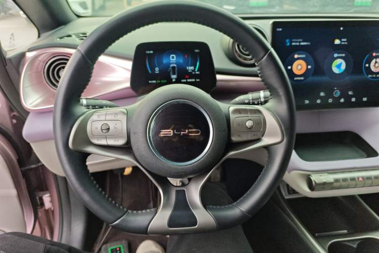 Used BYD Dolphin 2021 405 km Fashion Edition
