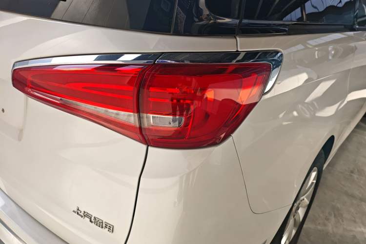 Used Buick GL8 2018 ES 28T Premium Model China VI Standard
