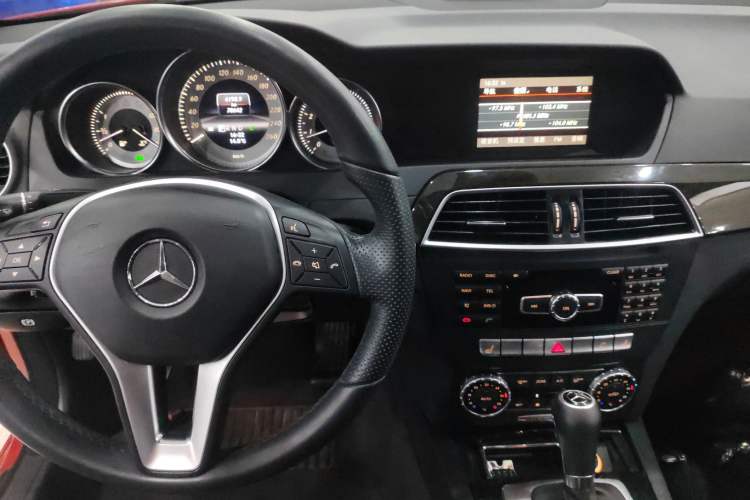 Used Mercedes-Benz C-Class 2013 C 260 Fashion Edition Grand Edition
