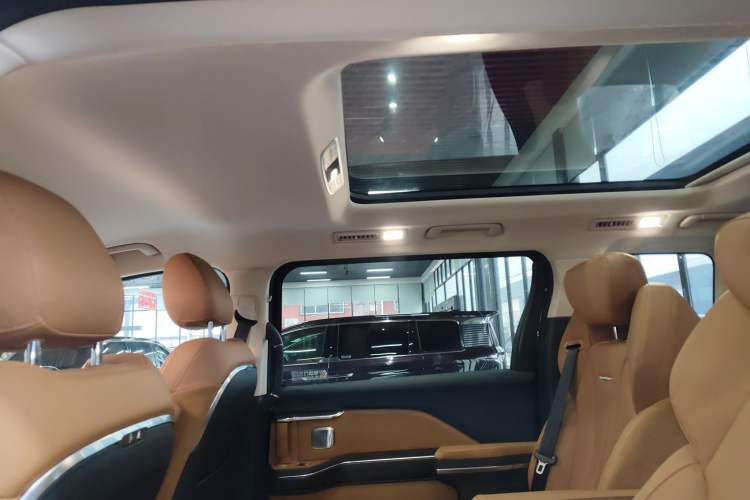 Used Hongqi HQ9 PHEV 2024 2.0T Four-Wheel Drive Business Edition