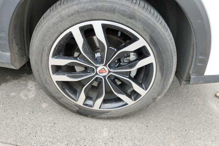 Used Roewe RX5 2016 30T Two-Wheel Drive Automatic Internet Smart Edition