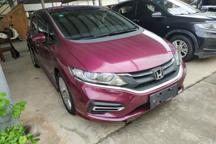 Used Honda Jade 2017 1.8L automatic Comfort version 5 seats