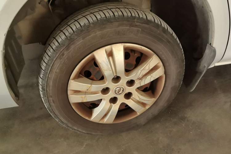 Used FORTHING Lingzhi 2017 V3 1.5L 7-seater Standard Model