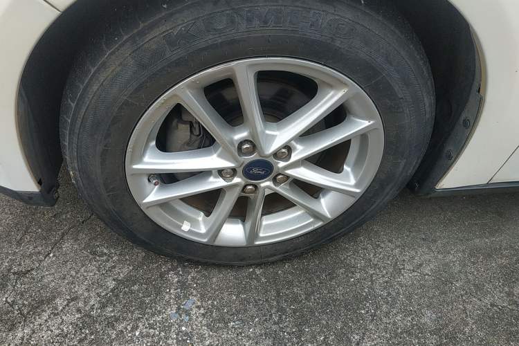 Used Ford Focus 2017 Hatchback EcoBoost 180 Automatic Elite Model
