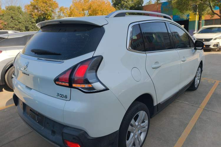 Used Peugeot 3008 2016 2.0L Automatic Classic Edition
