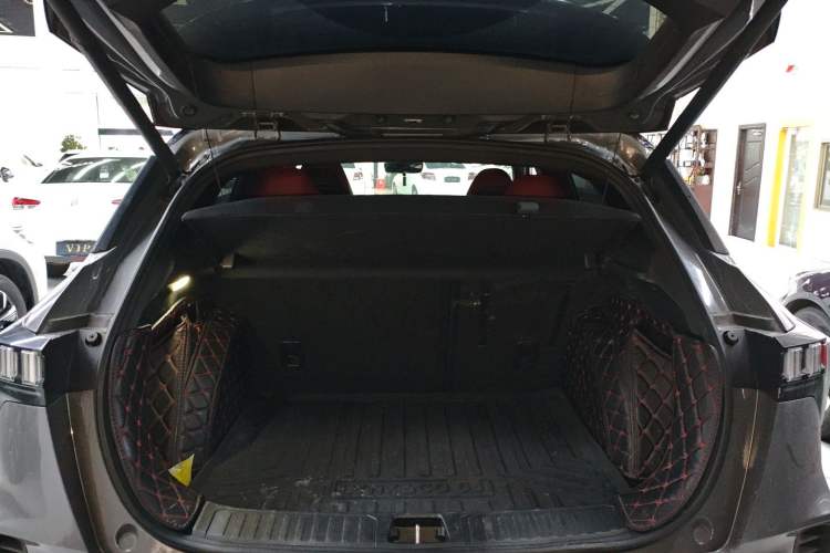 Used Lynk & Co 06 2020 1.5T JinPro model
