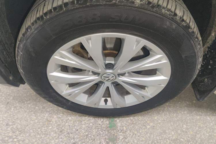 Used Volkswagen Tiguan L 2018 330TSI Automatic Two-Wheel Drive Luxury Edition
